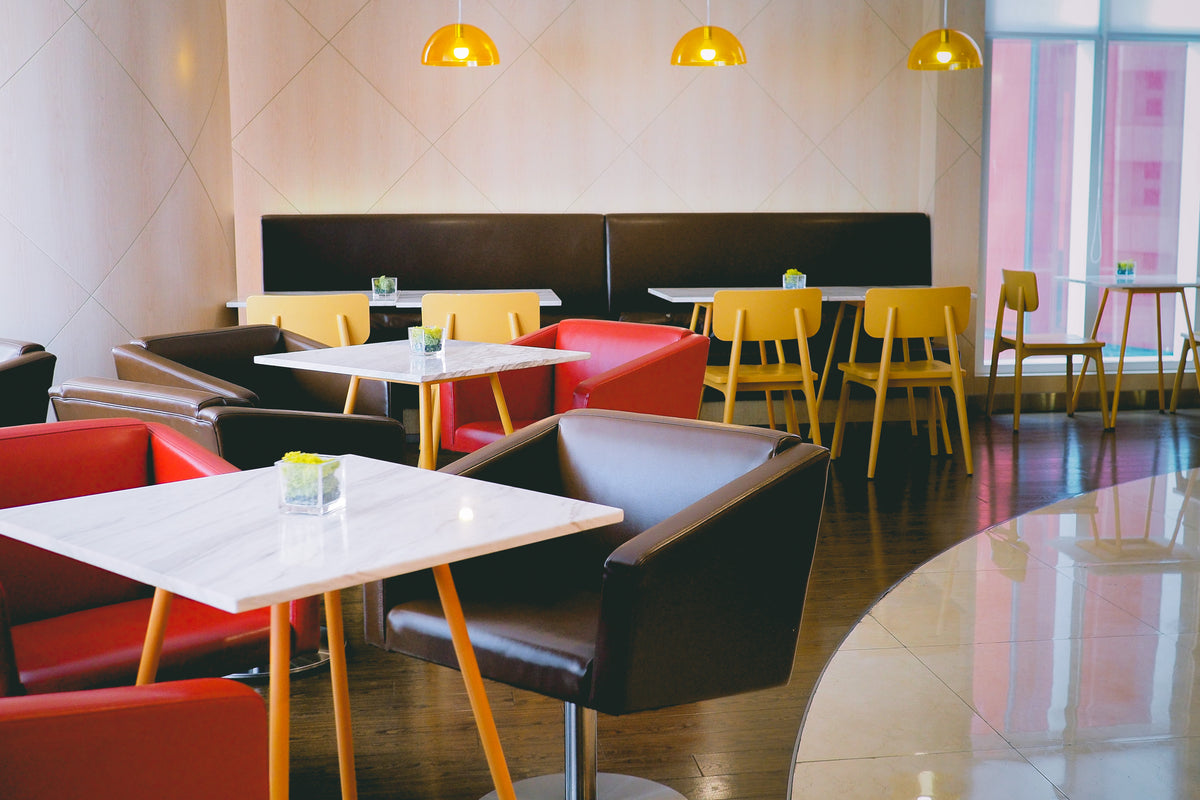 Restaurant Furniture – Wood or Metal?
