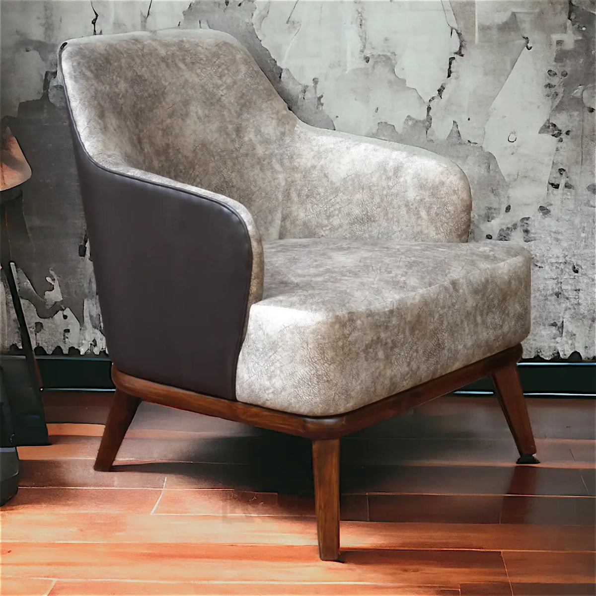 Elvis Lounge Chair